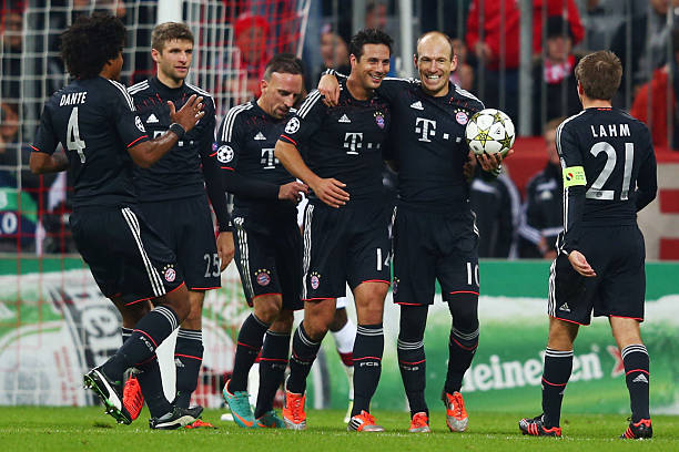 似乎正重回 似乎正重回