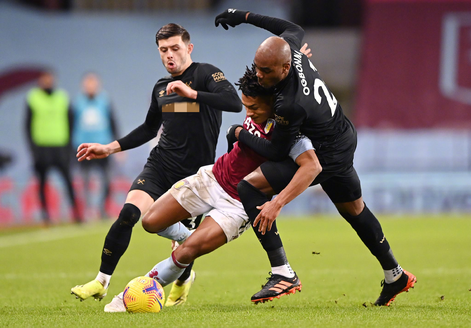 策也让英超 策也让英超