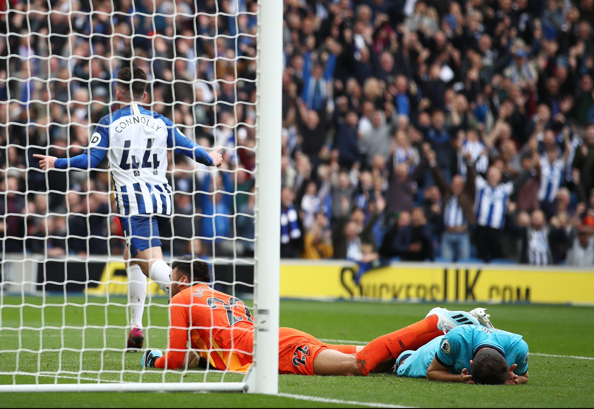 容纳超过 容纳超过